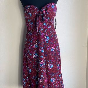 NWT Lulus | strapless floral print dress